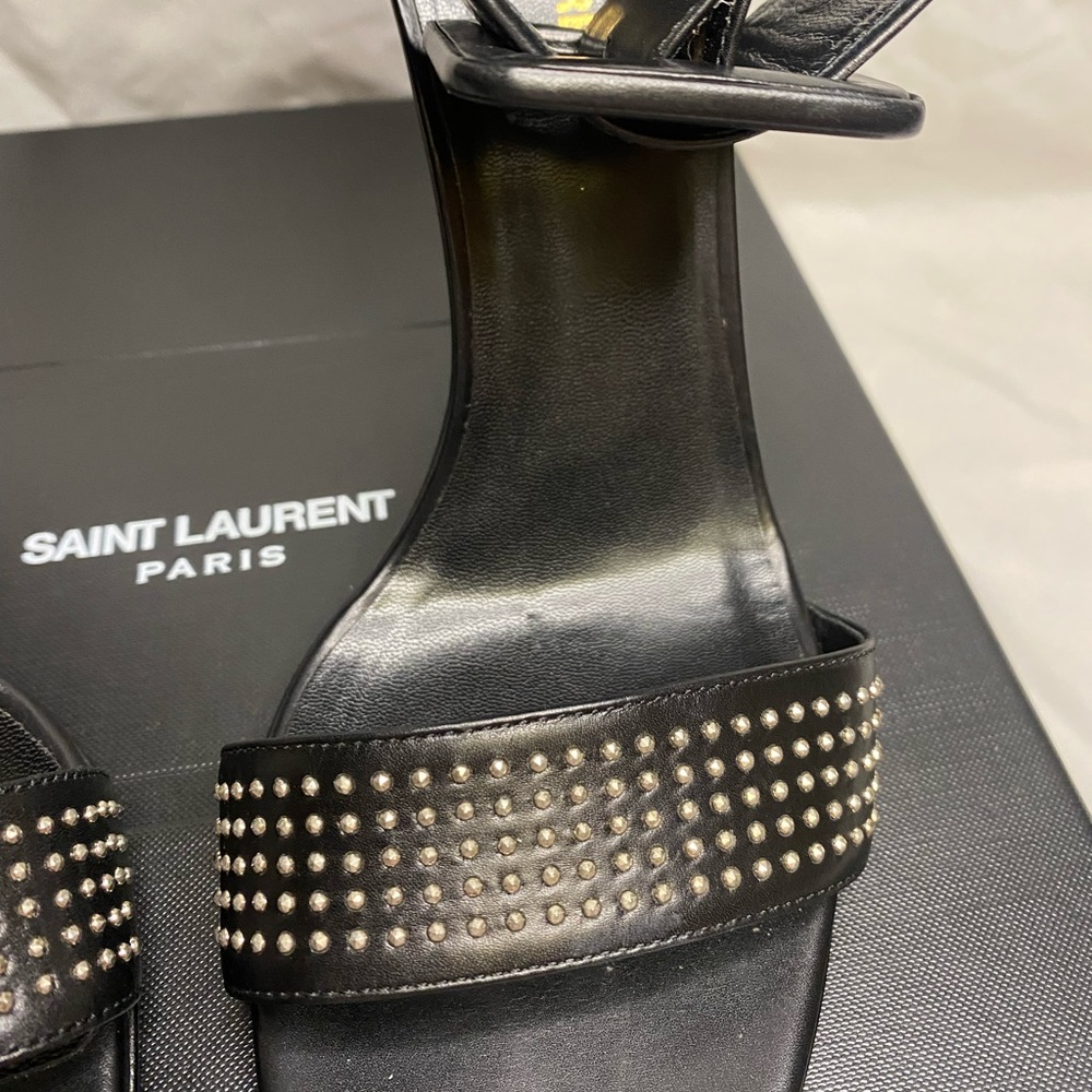 Saint Laurent studded buckle heels - Picture 3 of 5